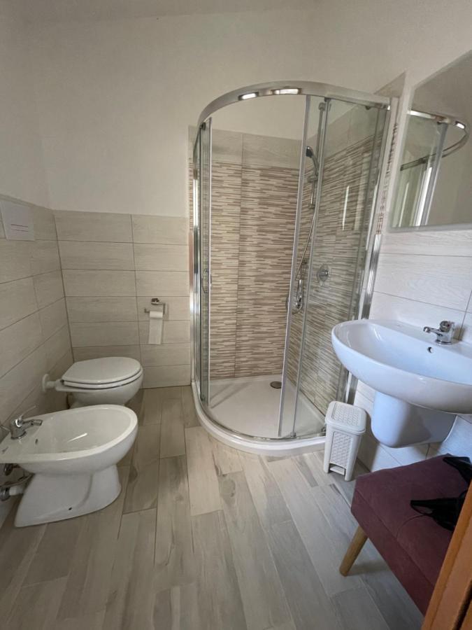 Barrile'S Hotell Olbia Exteriör bild